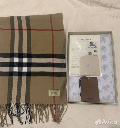 Продается шарф Burberry