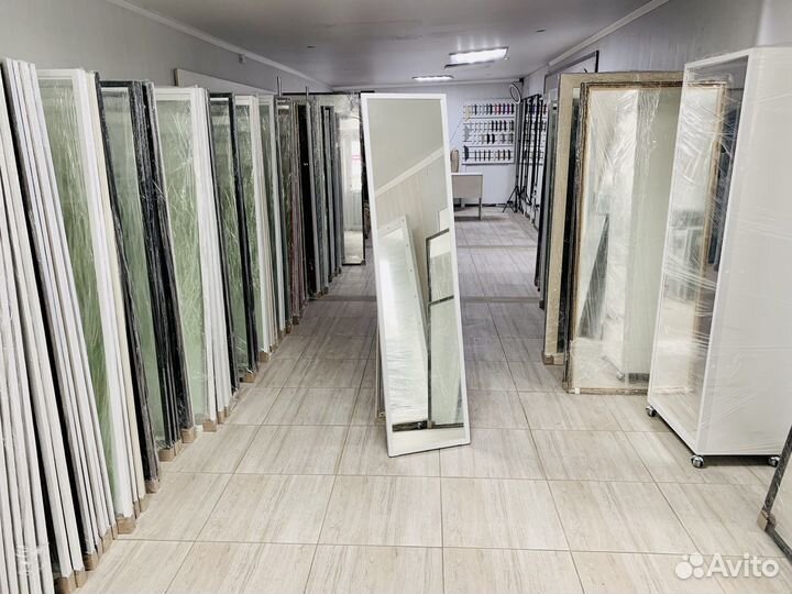 Зеркало напольное