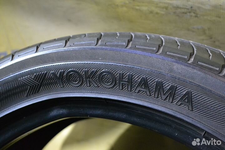 Yokohama Advan dB V551 215/45 R17