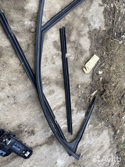 Внутрение запчасти дверей мерседес w176