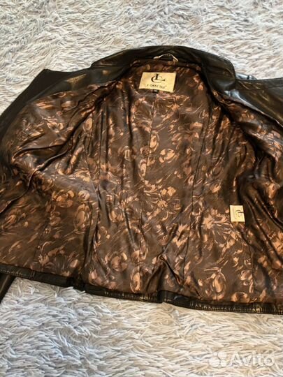 Куртка кожаная женская 44