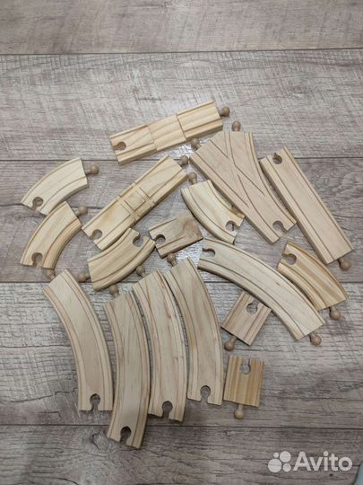 Деревянная железная дорога и мост ikea,поезда,кран