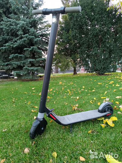 Электросамокат Ninebot KickScooter ES1