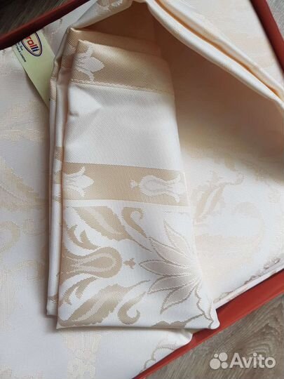 Скатерть 160 х 220 см