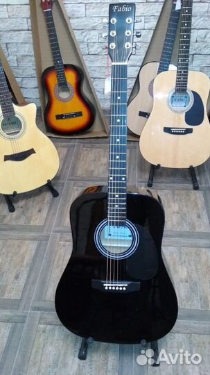 Чёрный Дредноут аналог Fender