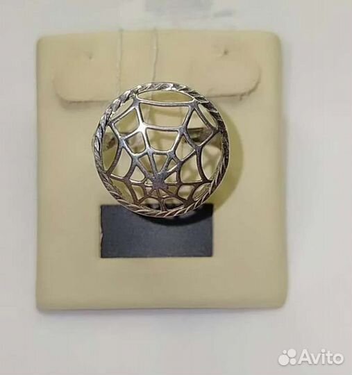 Серебряное кольцо 