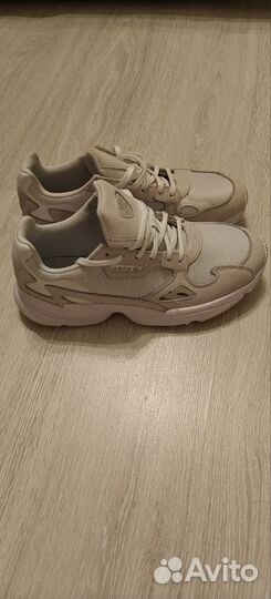 Кроссовки мужские adidas Falcon