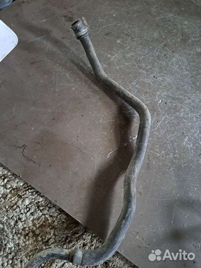 Патрубок охлаждение BMW E53