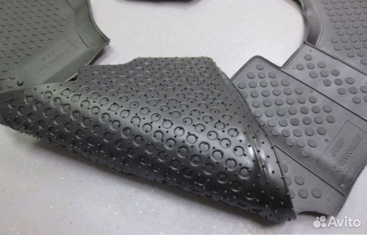 Коврики Jeep Cherokee KJ 2001-2007