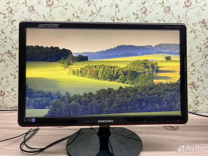 Монитор Samsung 21 SyncMaster S22B370