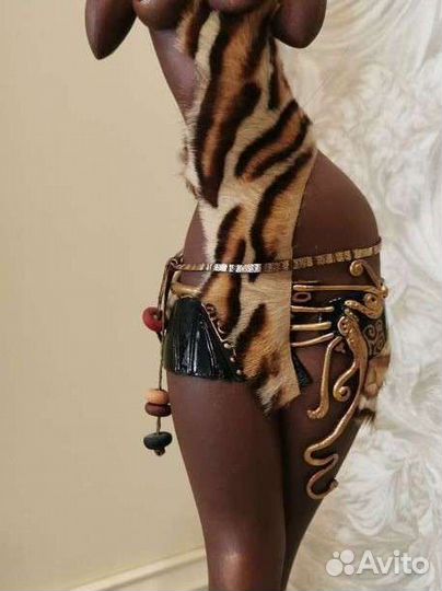 Необычная скульптура из кедра