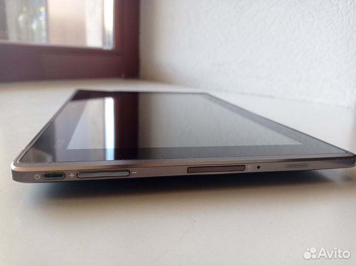 Планшет Asus Eee Pad Transformer TF101G