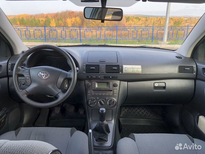 Toyota Avensis 1.8 МТ, 2008, 236 900 км