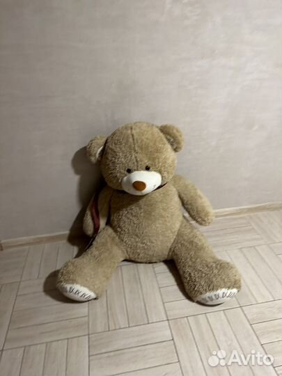 Плюшевый медведь