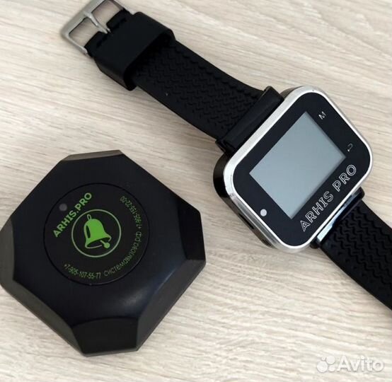 Кнопка вызова официанта персонала и часы Практик