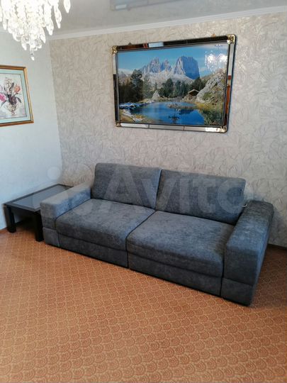 4-к. квартира, 76,9 м², 8/10 эт.