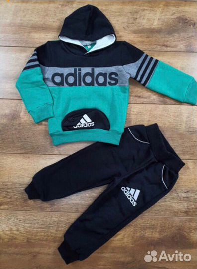 Спортивный костюм