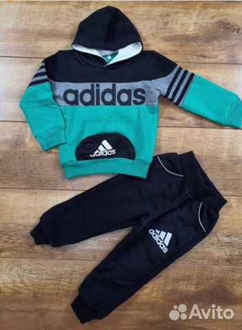 Спортивный костюм