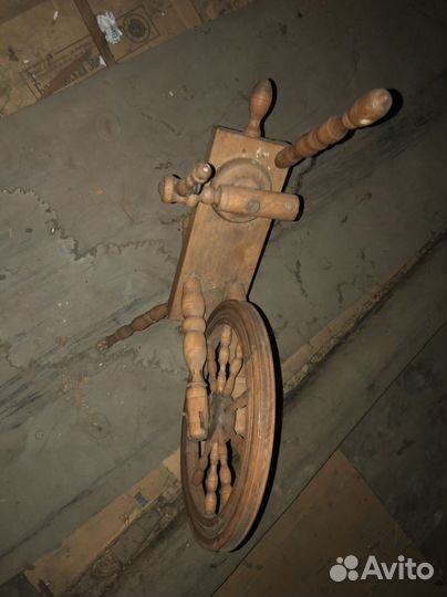 Прялка старинная С колесом В хорошая с чердака