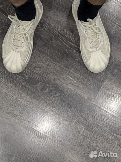 Кроссовки мужские 42 размер новые