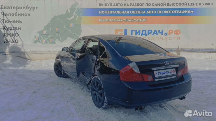 Дверь передняя правая Infiniti M35 (Y50) H0100-EH1