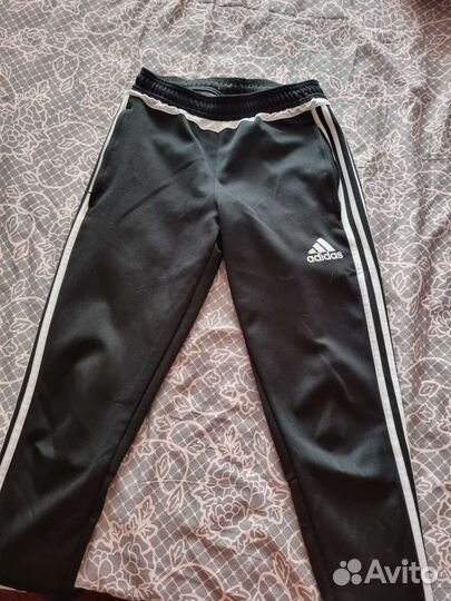 Спортивный костюм adidas