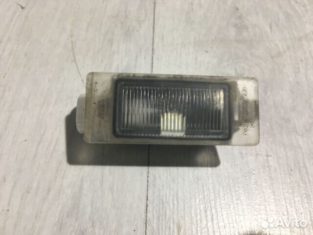 Плафон подсветки номера LADA vesta 1.6 мт седан