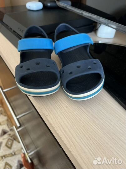 Сандалии crocs c 11