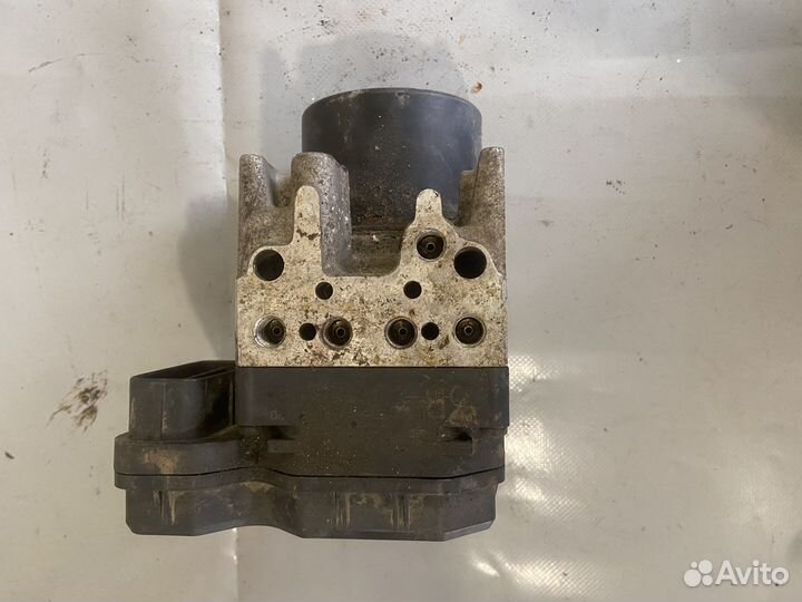 Блок Abs Toyota Rav4 20кузов