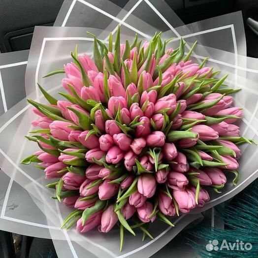 Букеты к в 8 марта, 101 тюльпан