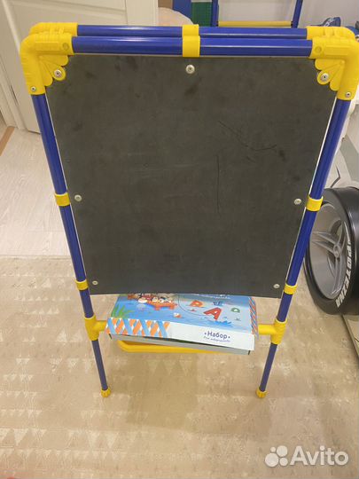 Мольберт детский двухсторонний