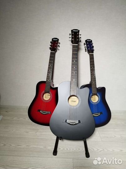 Гитара с чехлом