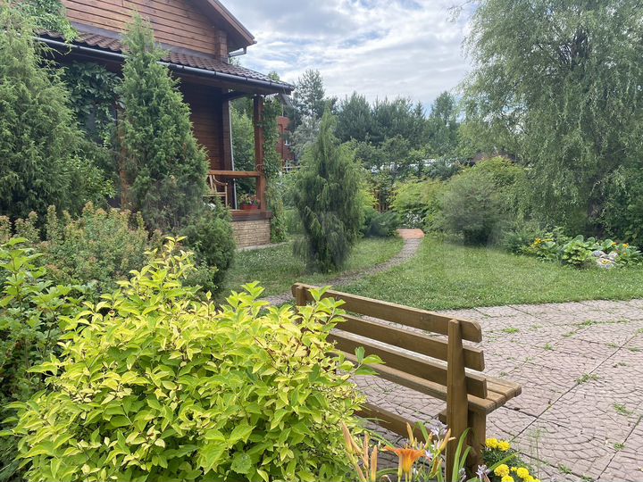 Дом 160 м² на участке 13 сот.