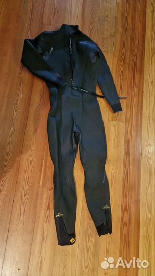 Гидрокостюм женский 5 мм 38 / M