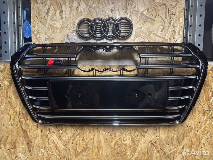 Audi a4 b9 2016-2019 решетка радиатора S4 хром