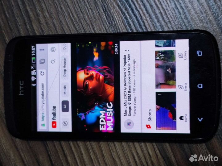 Телефон HTC one s