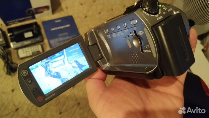 Видеокамера sony handycam dcr-sr62e