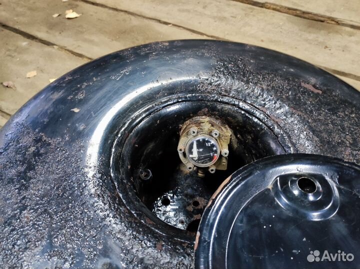 Автомобильный газовый баллон