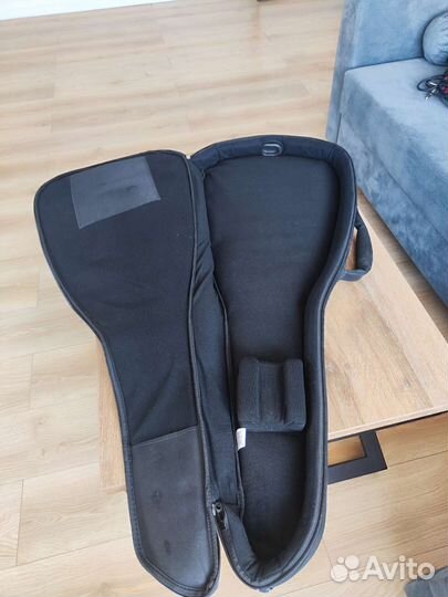 Чехол Fender FE620 черный