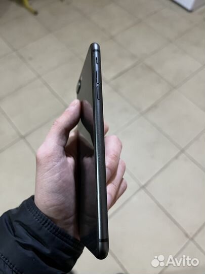 iPhone 8 Plus, 128 ГБ