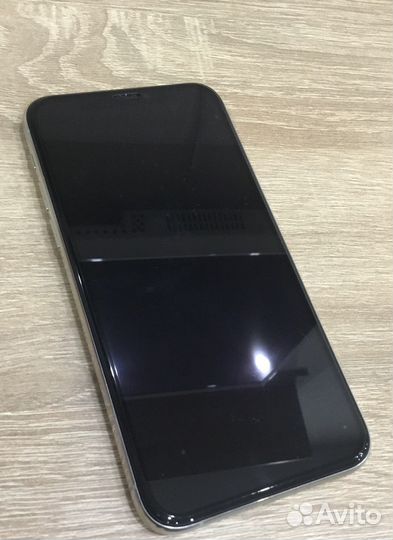 Телефон iPhone 11 pro