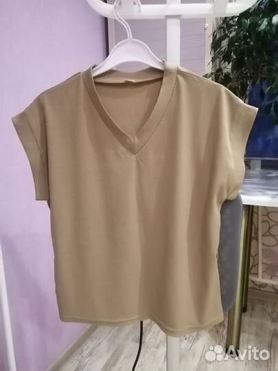 Продам костюм на девочку