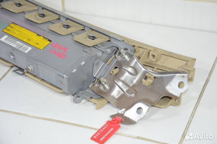 Подушка безопасности колен пассажира правая Lexus