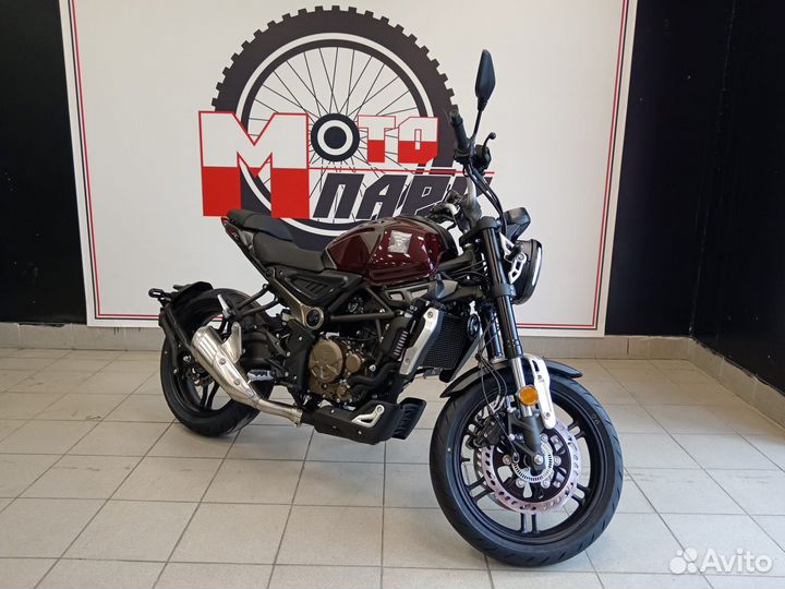 Мотоцикл Voge 300 AC