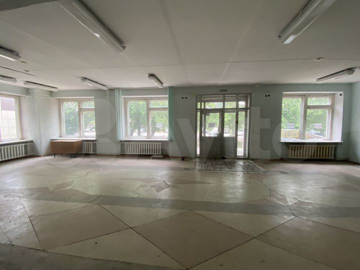 Торговая площадь, 330.8 м²