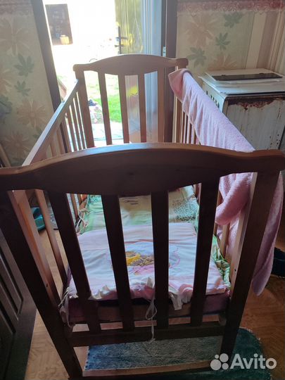 Детская кроватка
