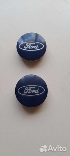 Крышка колпачок заглушка ступицы Ford H95SX1137EA