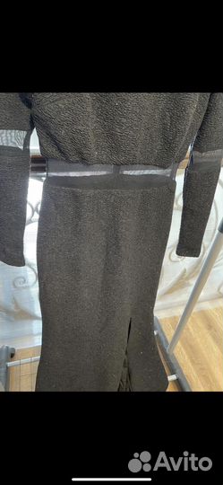 Вечернее черное платье в пол