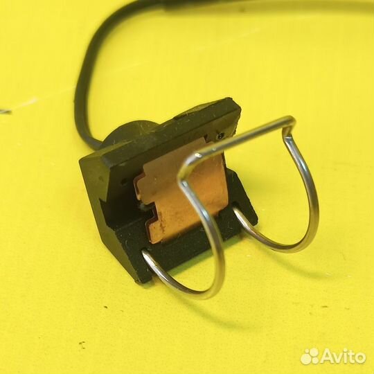 Датчик Холла накладной с защелкой (Китай)