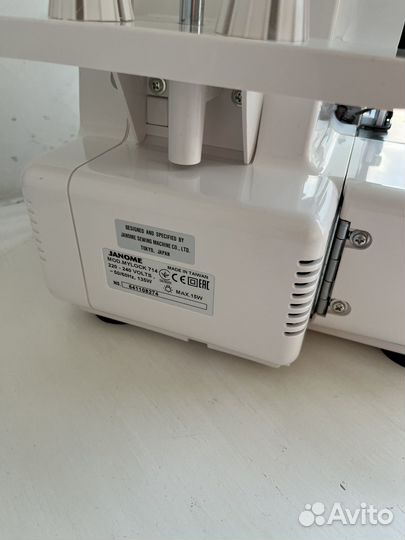 Оверлок janome 714